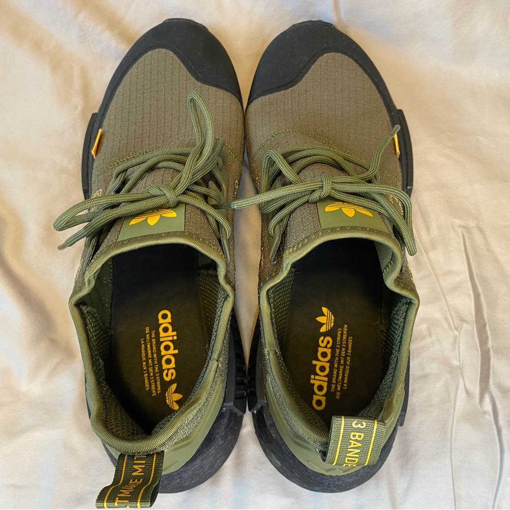 ADIDAS - Picture 5 of 6